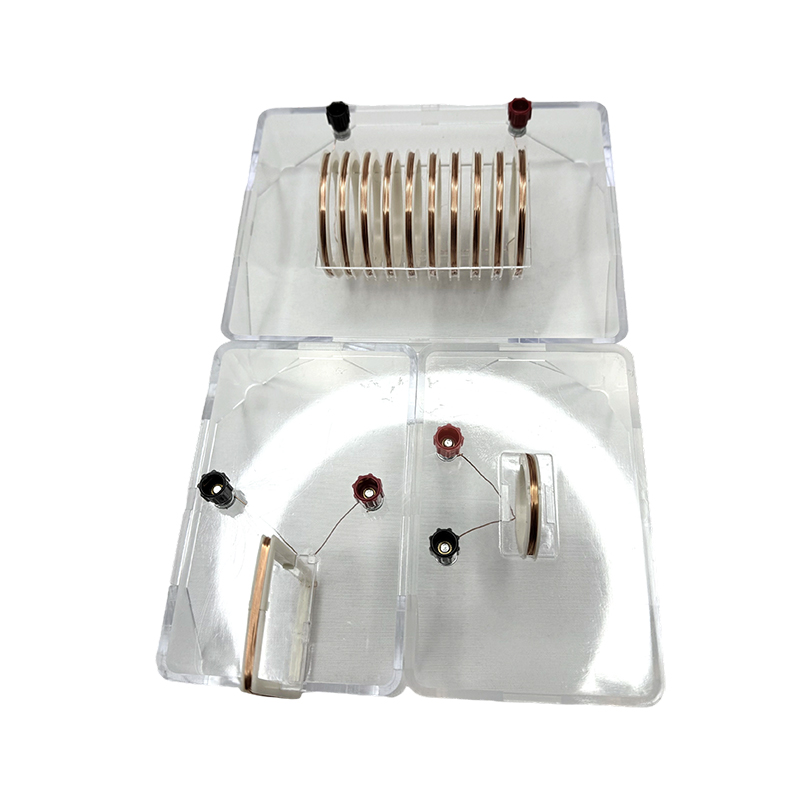 Магнитное поле с физическим током демонстрируют оцинкованное соленоидное экспериментальное устройство